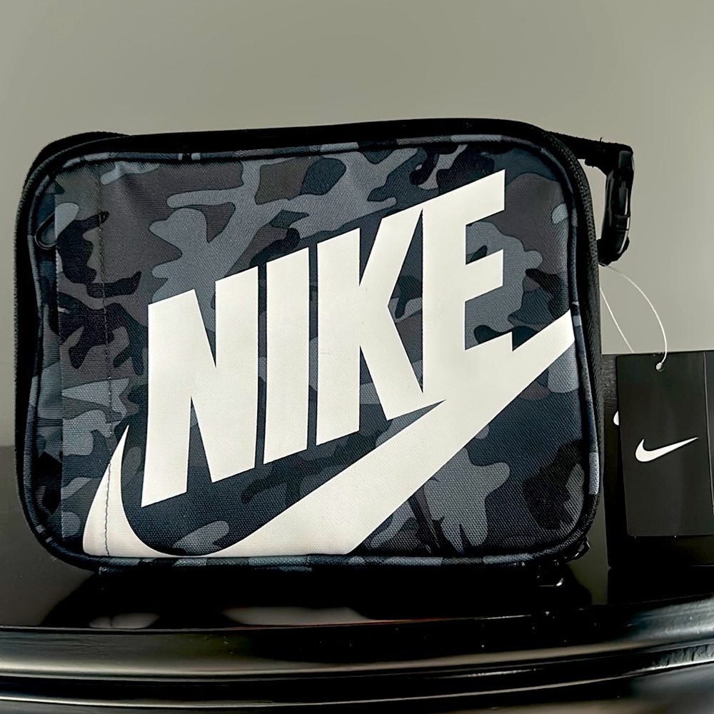 Nike Lunchbox